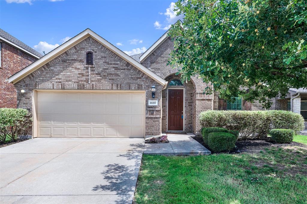 11217 Gibbons Creek Drive Property Photo 1