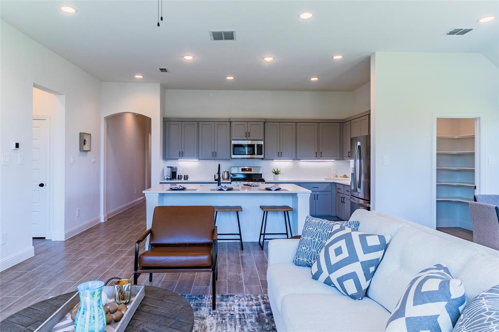4437 Sweet Clover Lane Property Photo 8