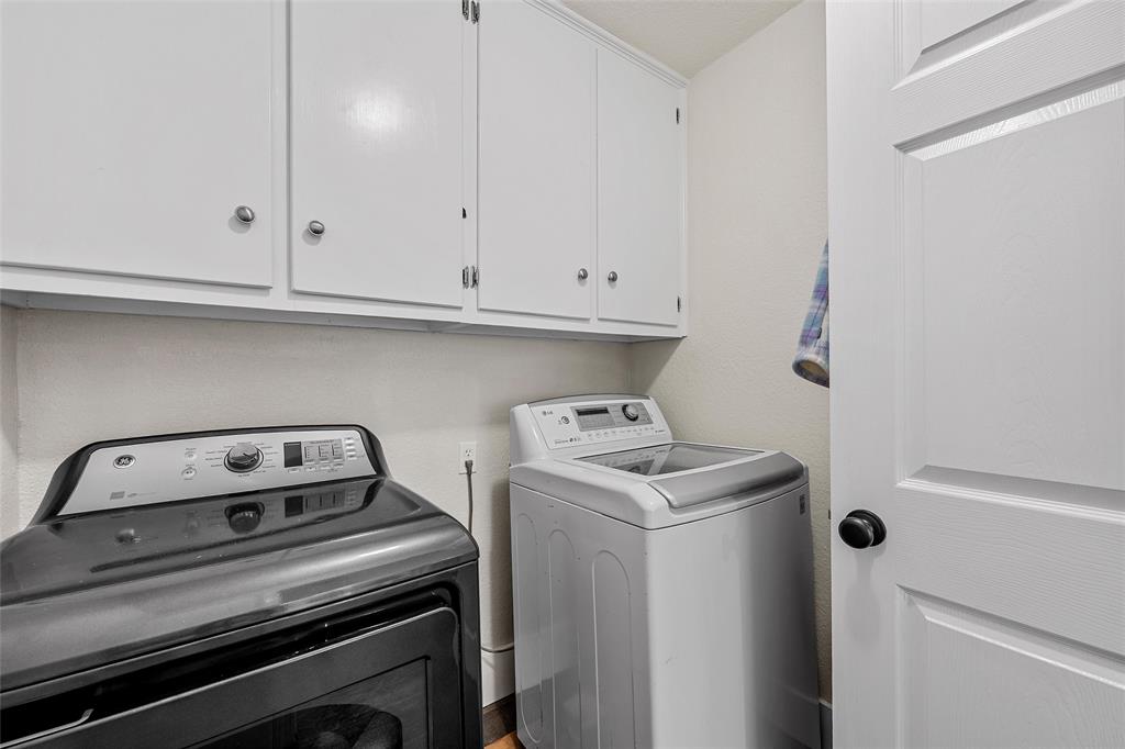 401 N Avenue V Property Photo 15