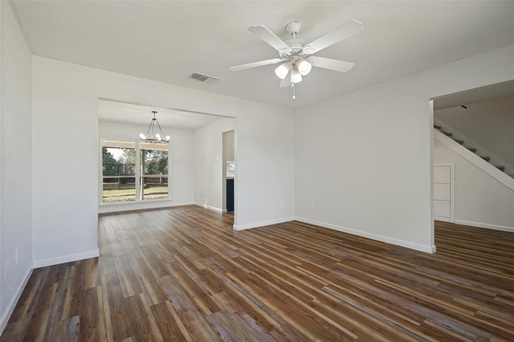 5104 Melody Court Property Photo 6