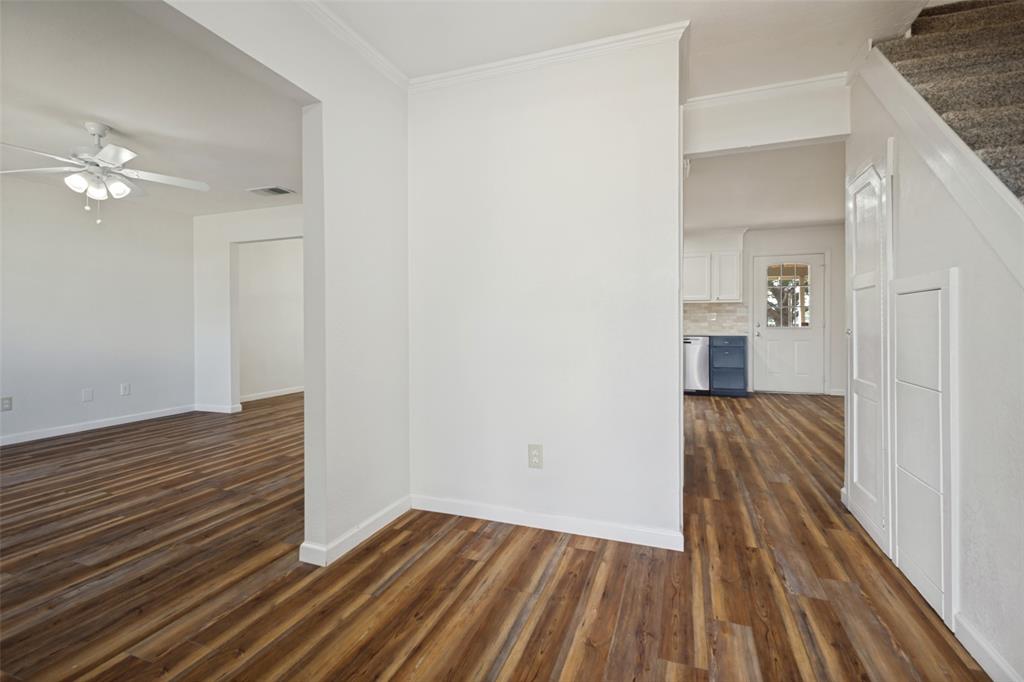 5104 Melody Court Property Photo 7