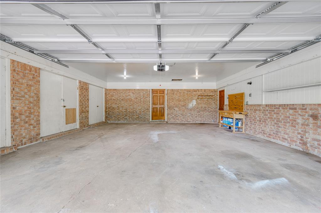307 Daingerfield Street Property Photo 25