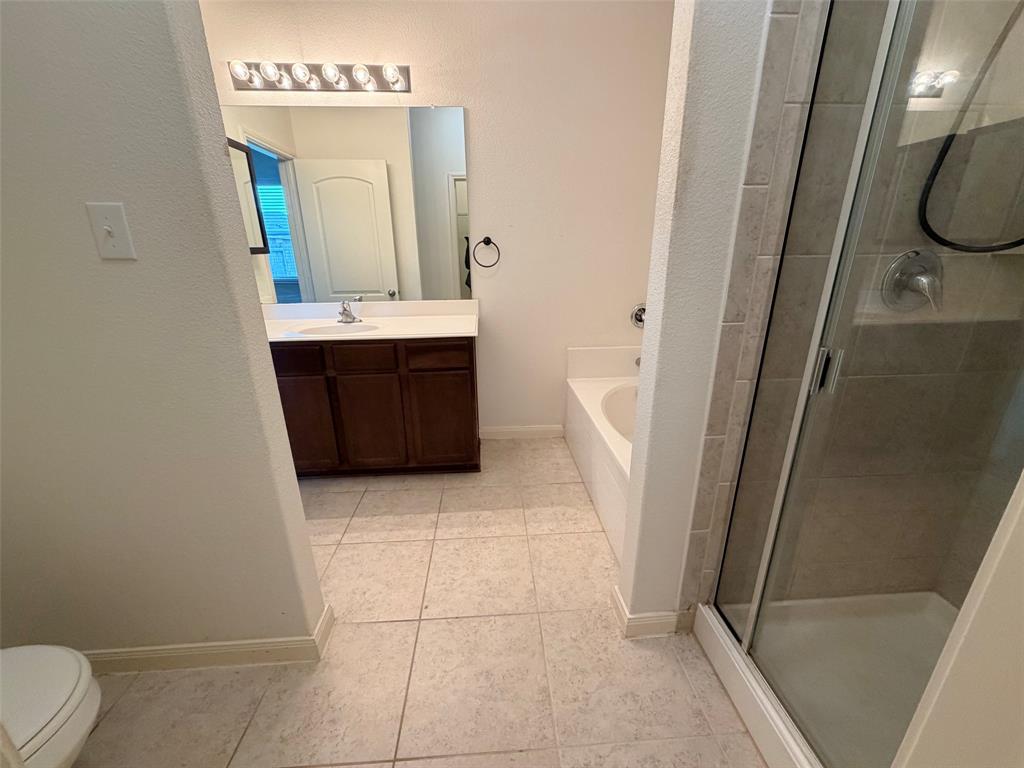 1617 Park Trails Boulevard Property Photo 8