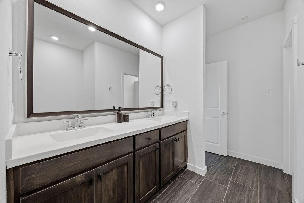 801 Emerling Drive Property Photo 13