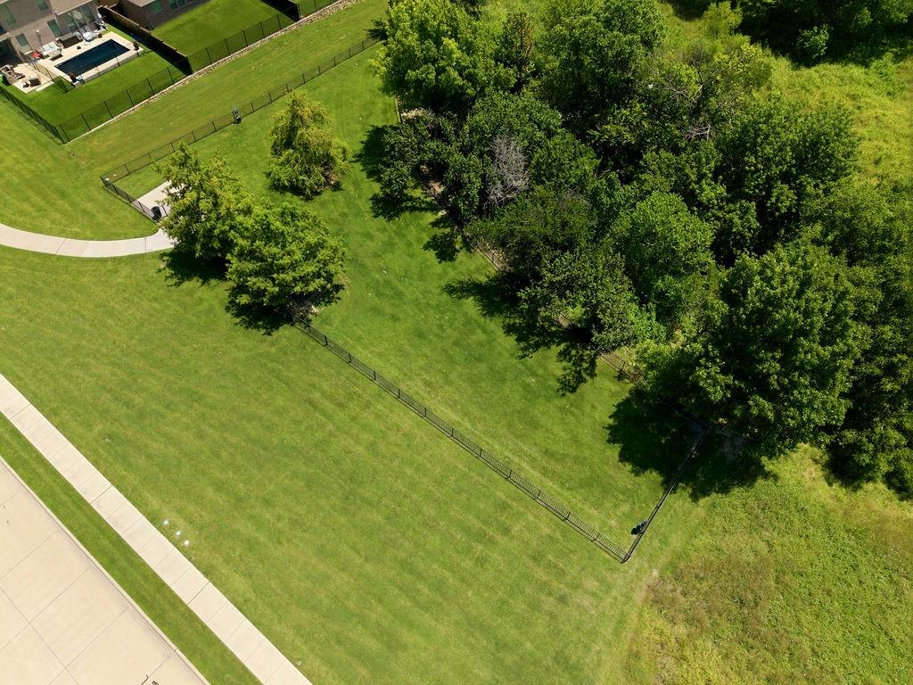 801 Emerling Drive Property Photo 25