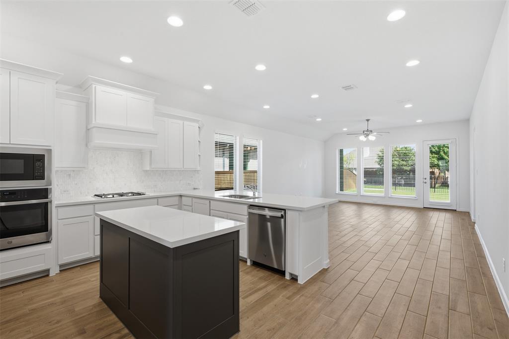 1459 Kingswell Lane Property Photo 3