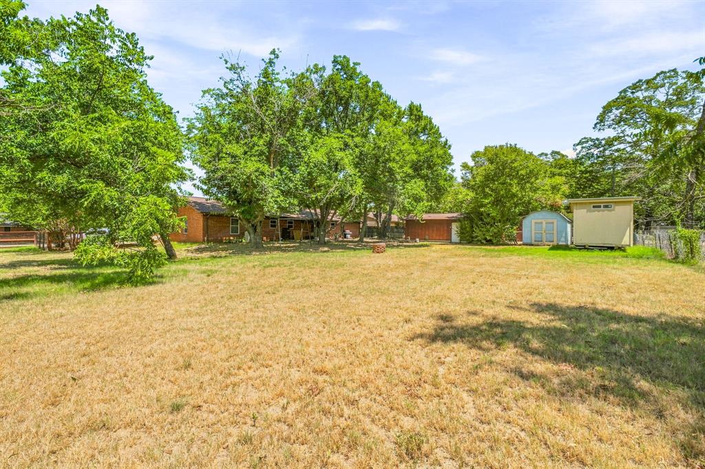 140 E Plum Avenue Property Photo 16