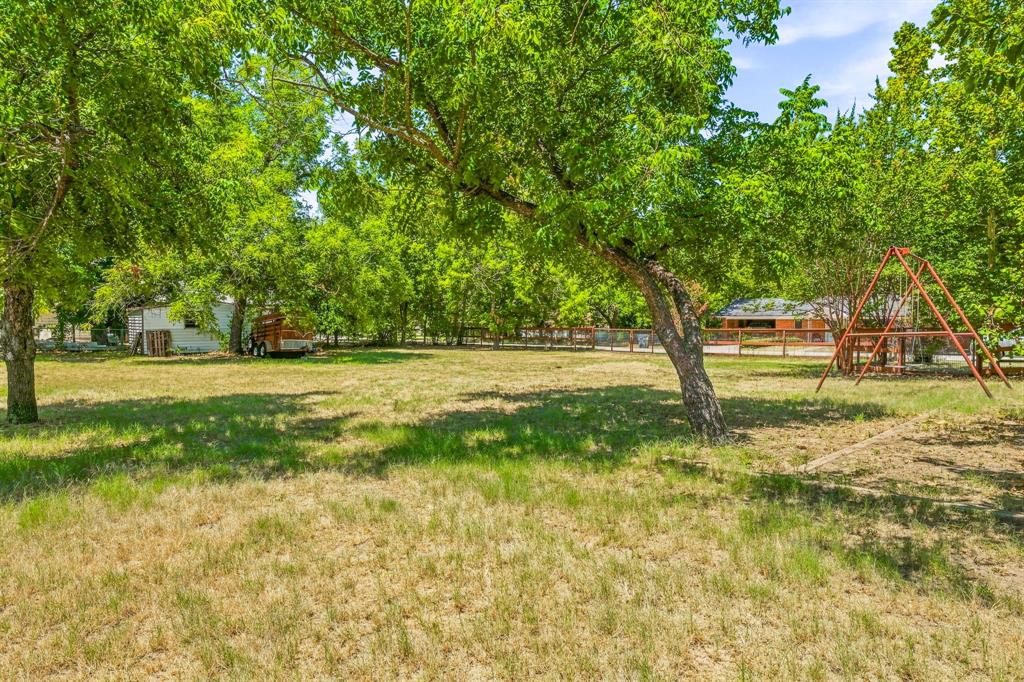 140 E Plum Avenue Property Photo 19