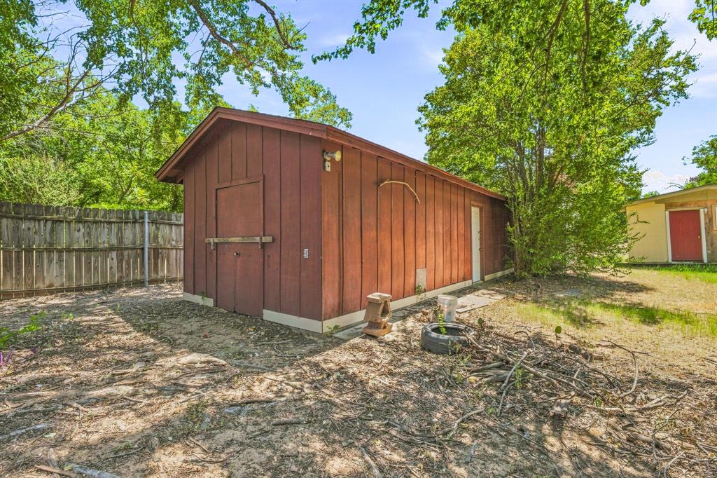 140 E Plum Avenue Property Photo 21