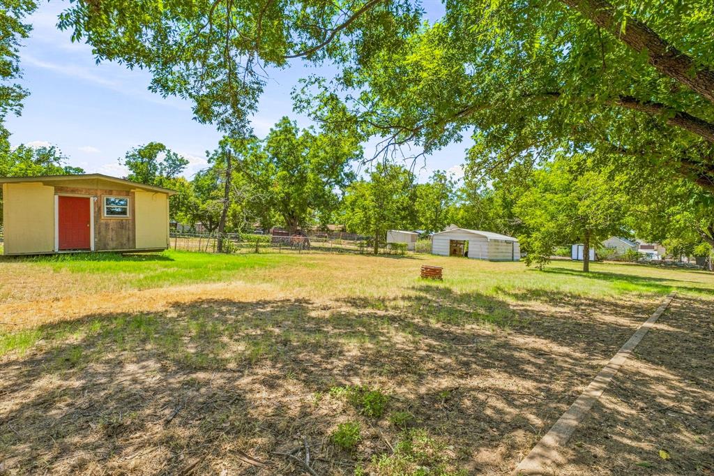 140 E Plum Avenue Property Photo 22