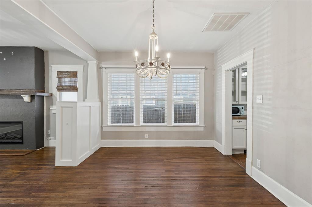 2111 Washington Avenue Property Photo 4