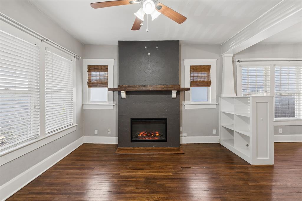 2111 Washington Avenue Property Photo 6