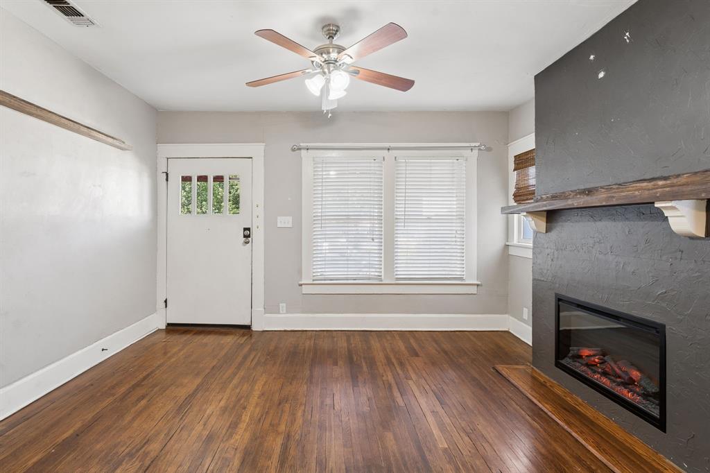 2111 Washington Avenue Property Photo 7
