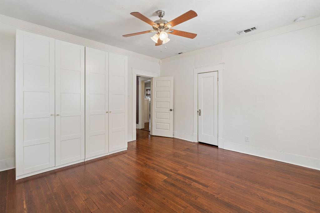 2111 Washington Avenue Property Photo 15