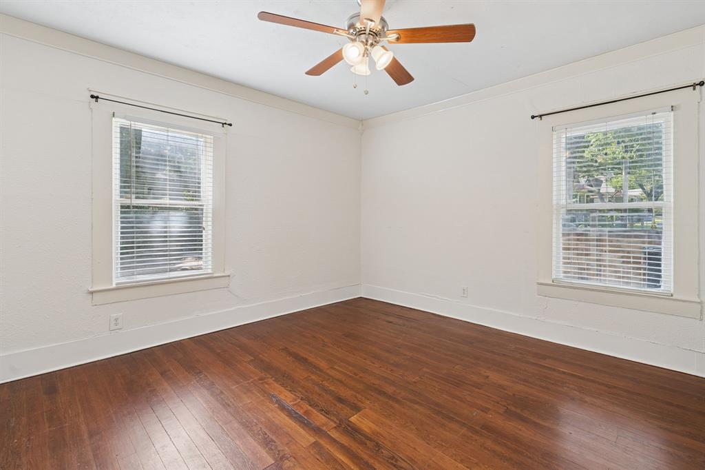 2111 Washington Avenue Property Photo 16