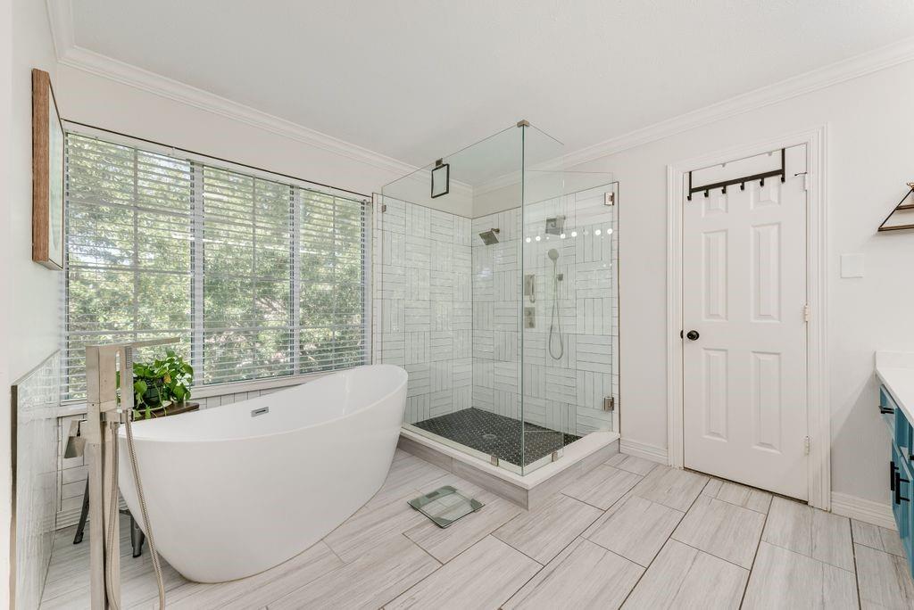 7713 Pine Street Property Photo 13
