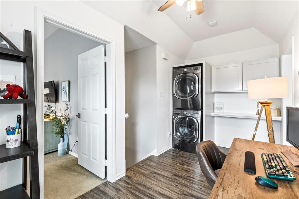 6764 Hillhaven Drive Property Photo 18