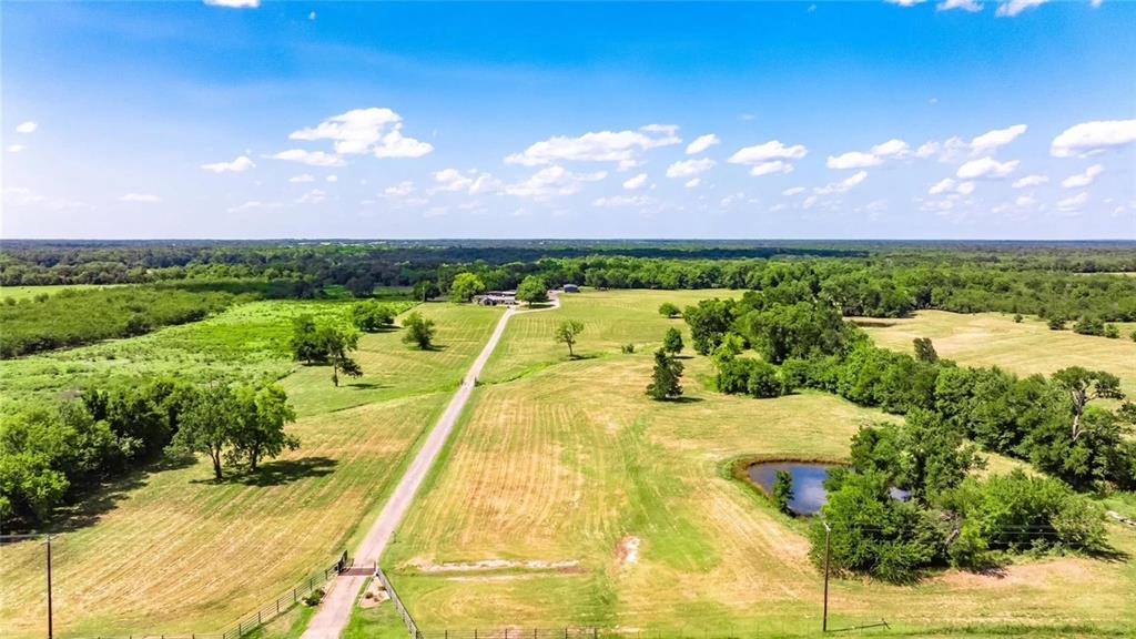 18 County Road 3512 Property Photo 2