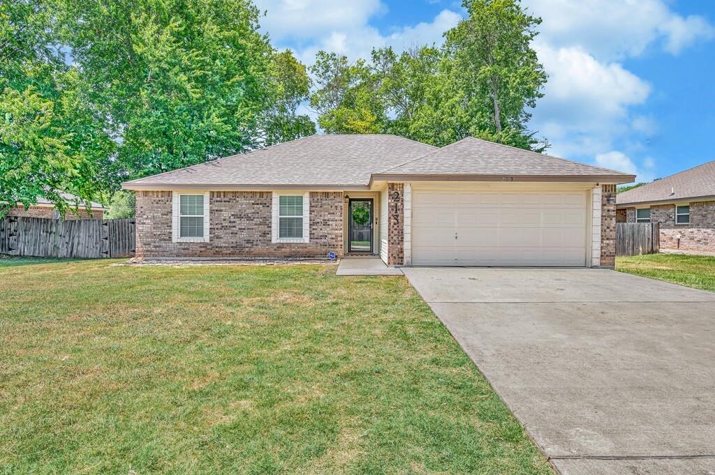 213 Woodlands Boulevard Property Photo 1