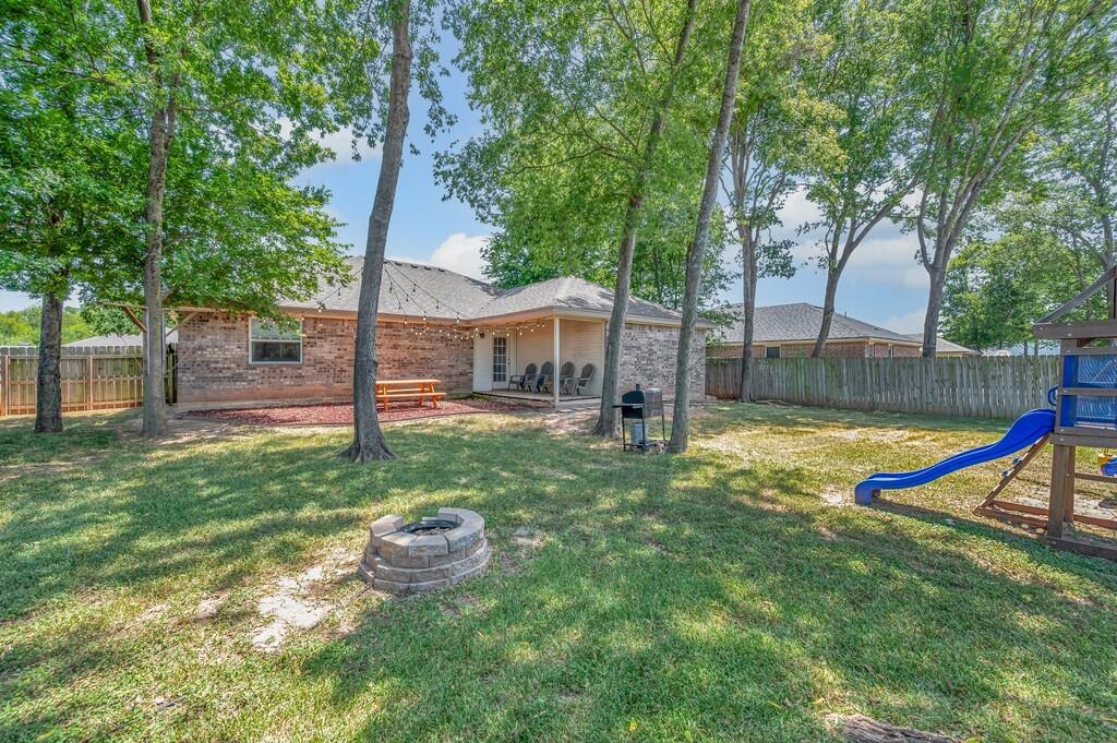 213 Woodlands Boulevard Property Photo 33
