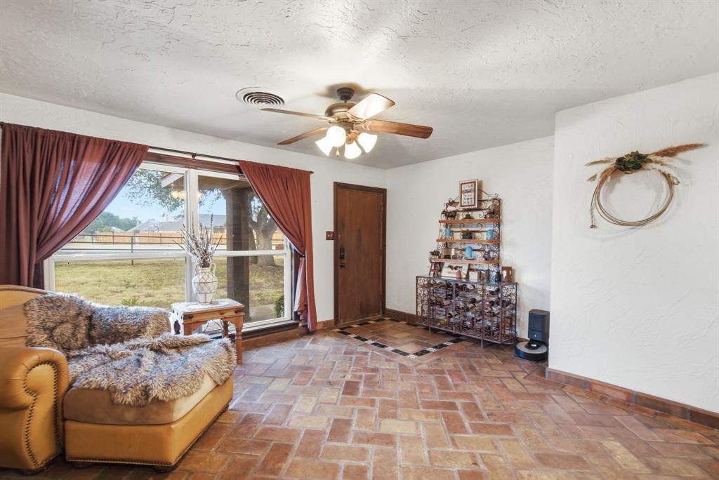 1670 Alexander Road Property Photo 3
