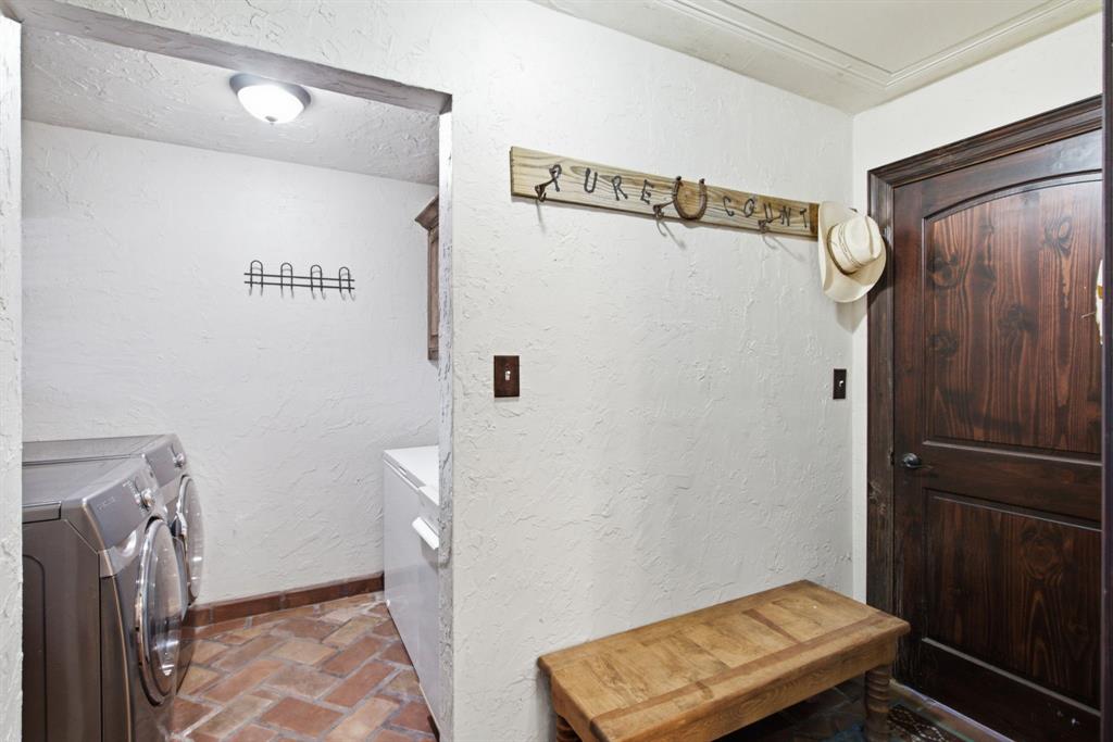 1670 Alexander Road Property Photo 24