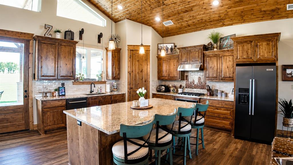 6912 67,84 Property Photo 5
