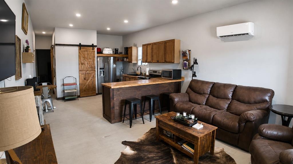 6912 67,84 Property Photo 22