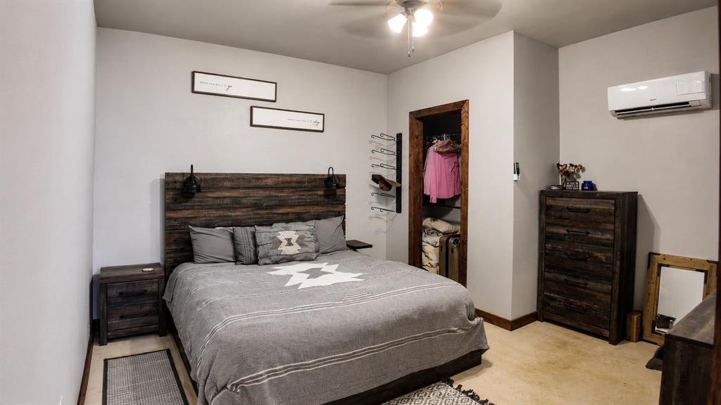 6912 67,84 Property Photo 23