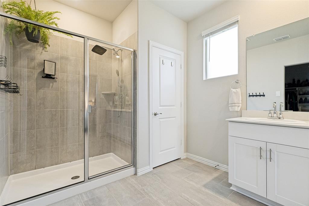 3812 Copperwood Drive Property Photo 17