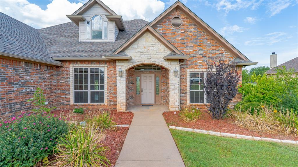 2300 E Emerald Bend Court Property Photo 3