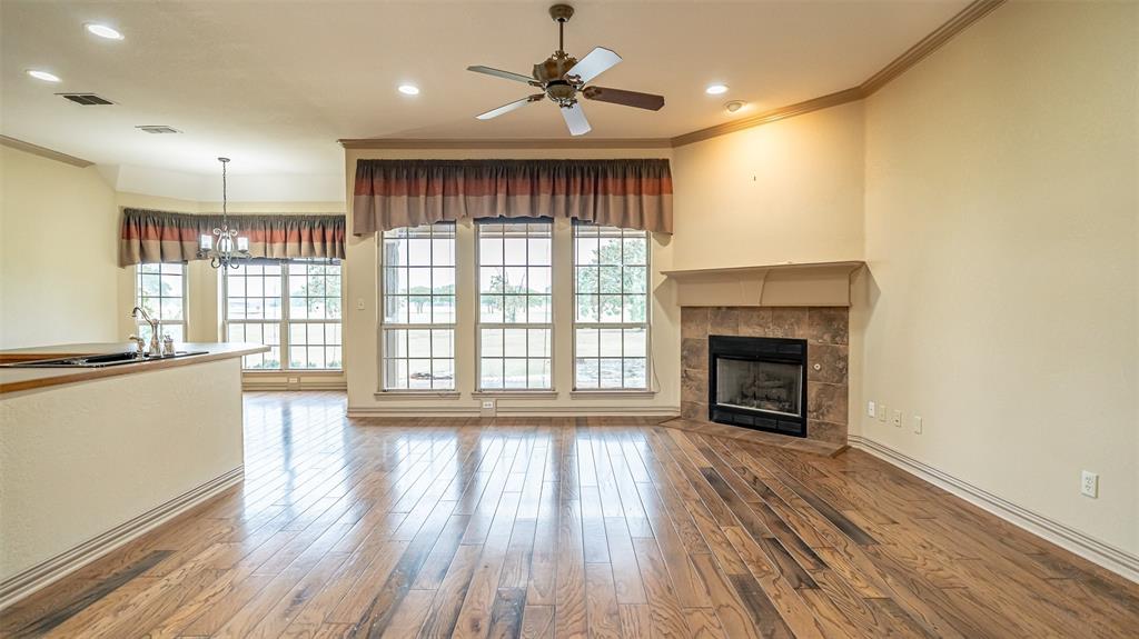 2300 E Emerald Bend Court Property Photo 6
