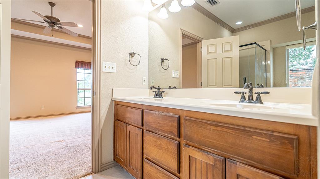 2300 E Emerald Bend Court Property Photo 17