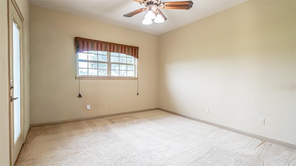 2300 E Emerald Bend Court Property Photo 23