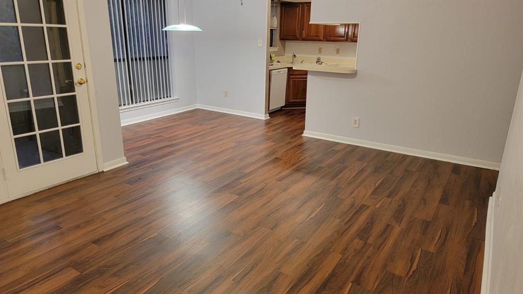 2103 Friendly Drive 3222 Property Photo 1