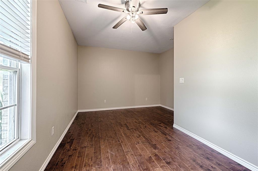 8700 Sallys Way Property Photo 23