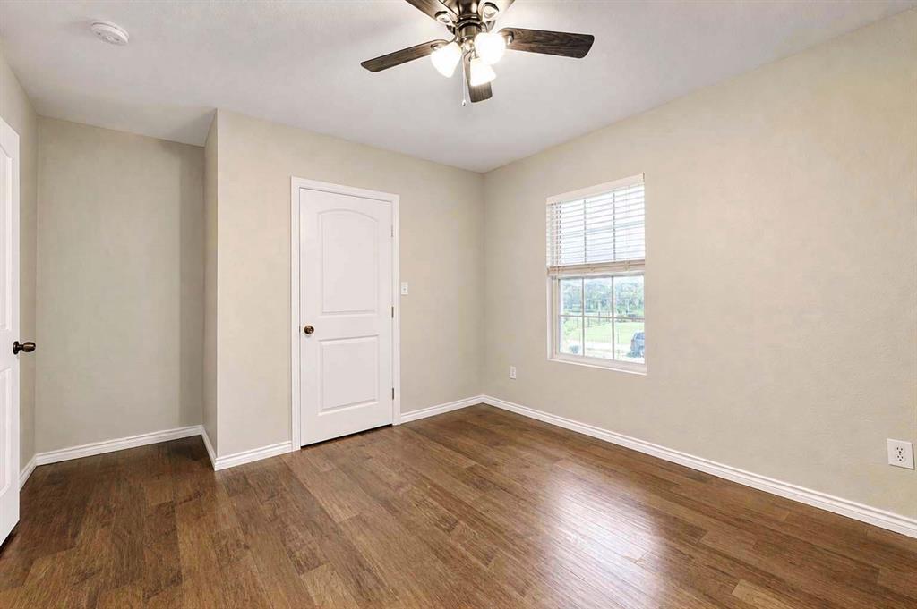 8700 Sallys Way Property Photo 25