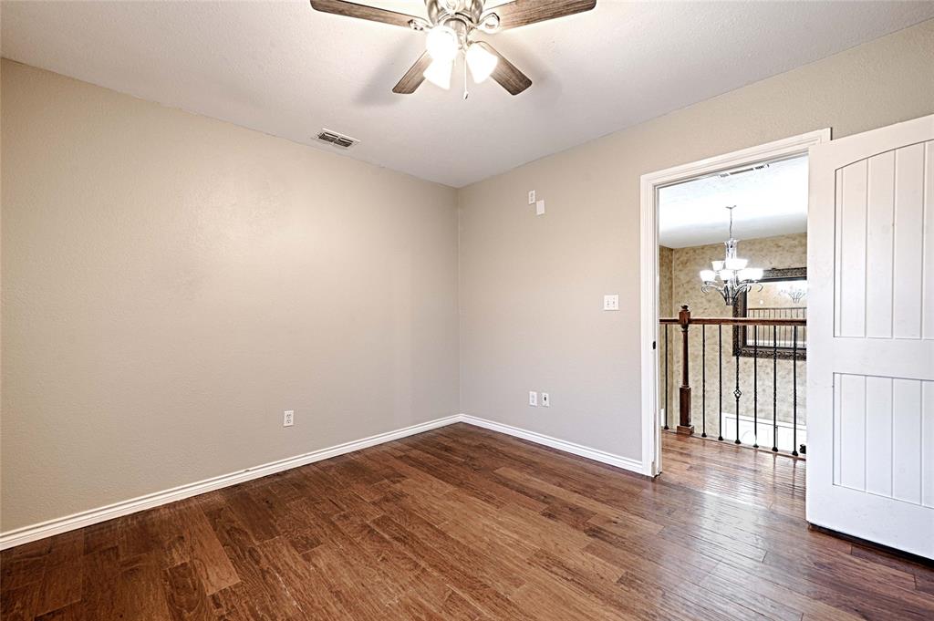 8700 Sallys Way Property Photo 29