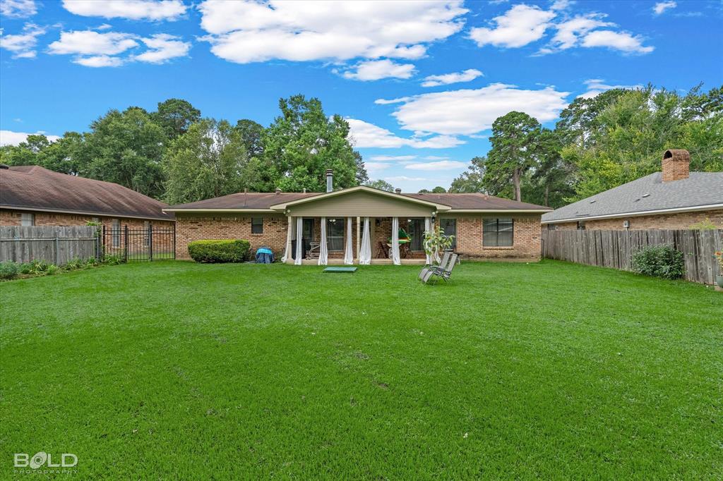 10011 Trailridge Drive Property Photo 5