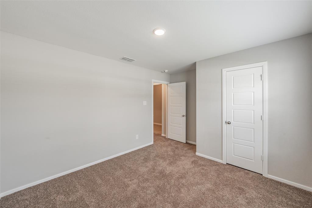 1207 Putnam Street Property Photo 4