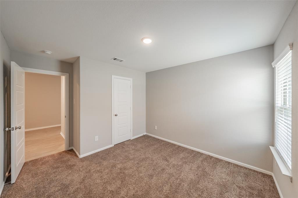 1207 Putnam Street Property Photo 10
