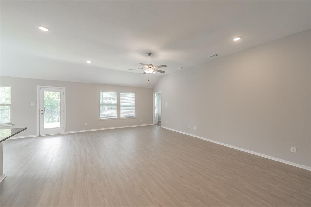 1207 Putnam Street Property Photo 14