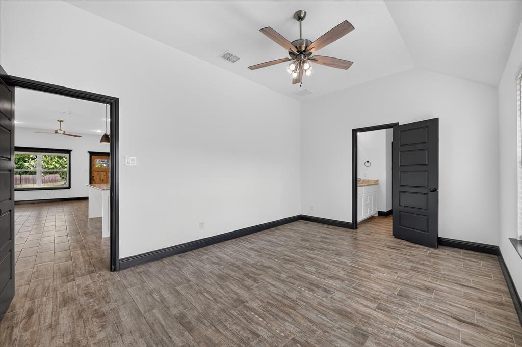 106 Clover Circle Property Photo 23
