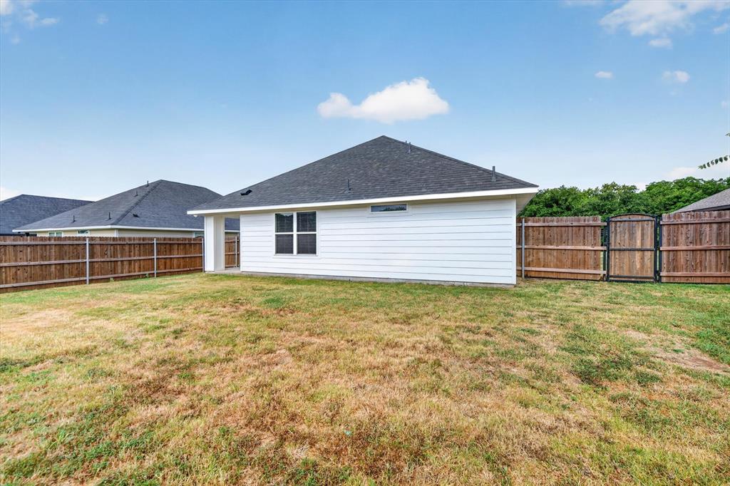 106 Clover Circle Property Photo 30