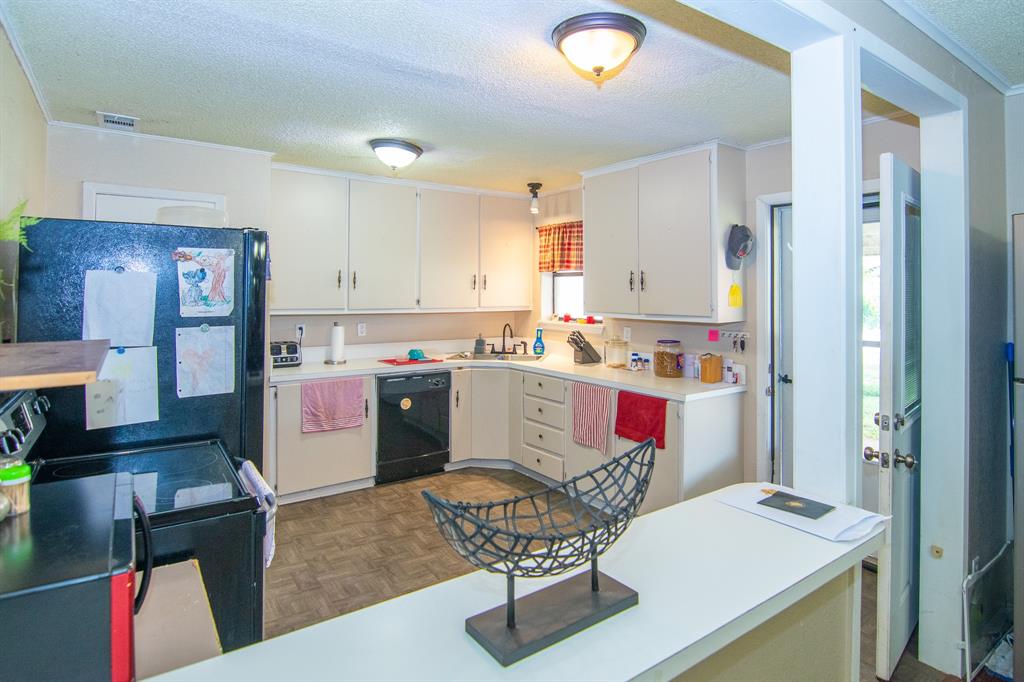 1909 4th Street Property Photo 6