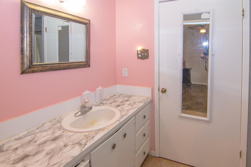 1909 4th Street Property Photo 18