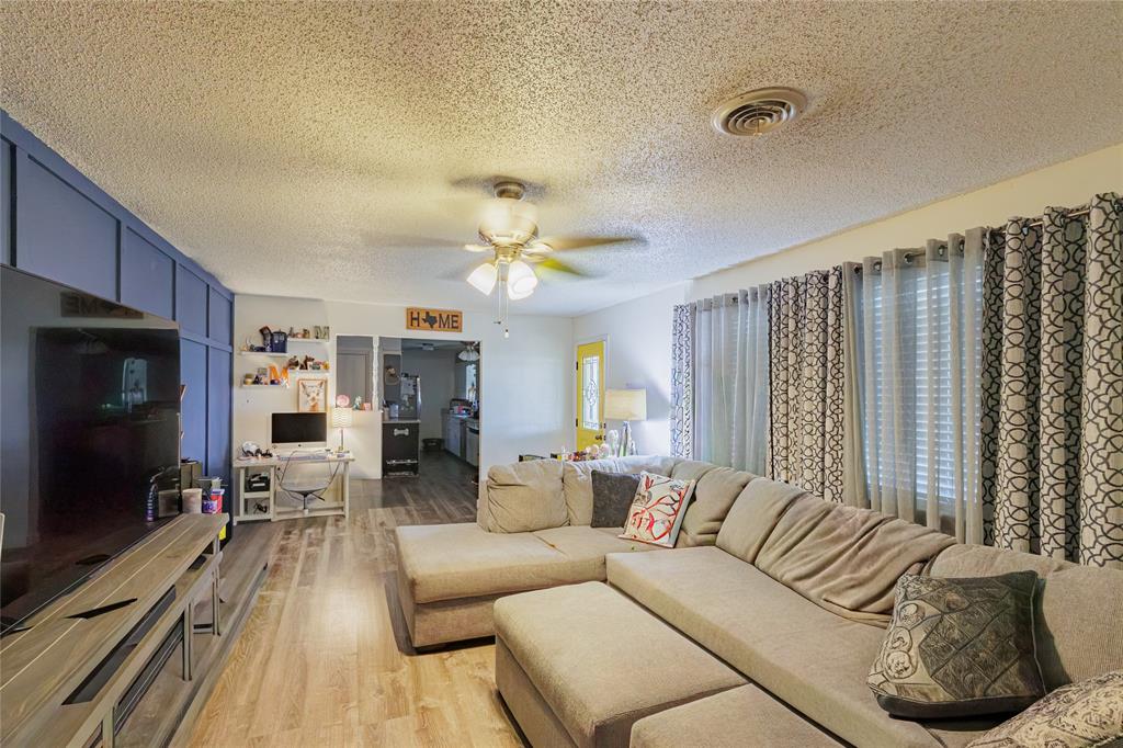 4594 Fm 678 Property Photo 4