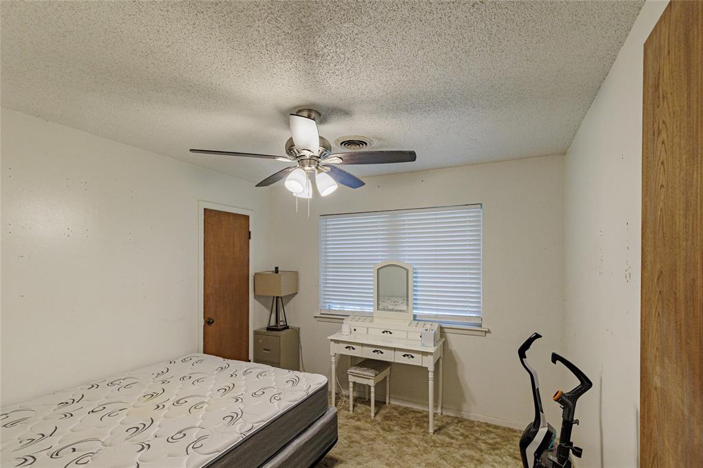 4594 Fm 678 Property Photo 9