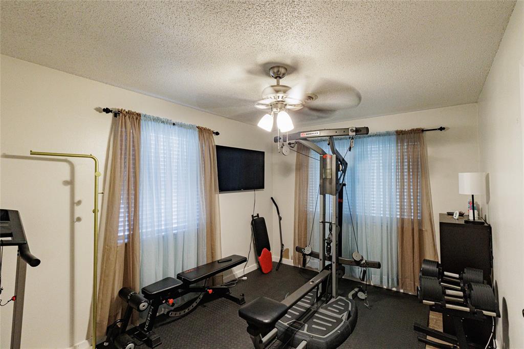 4594 Fm 678 Property Photo 10