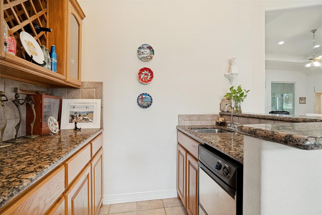 9709 Divot Drive Property Photo 10